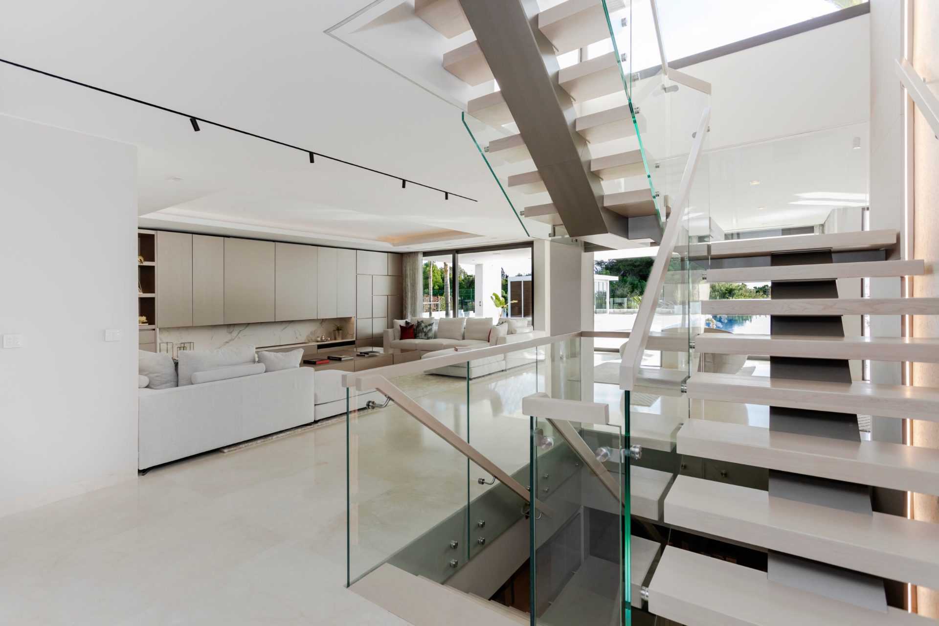 Villa Urb. Altos De Puento Romano (Marbella) - interiorismo de Alfonso Castellón (8)