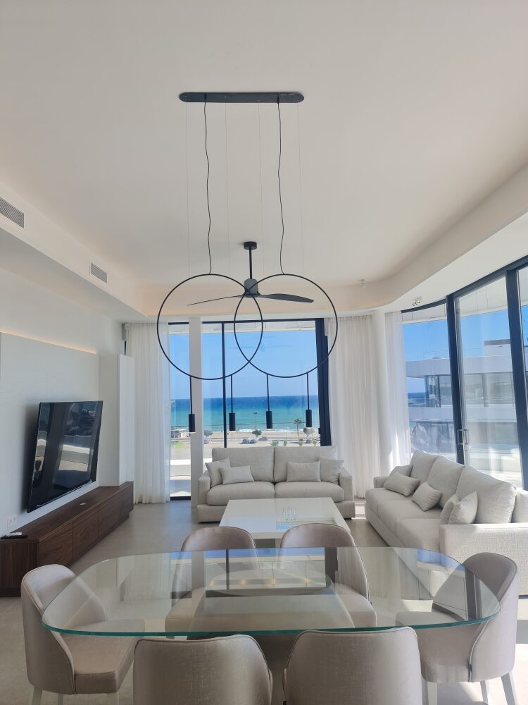 Penhouse Urb Las Nereidas – Torremolinos - interiorismo de Alfonso Castellón (4)