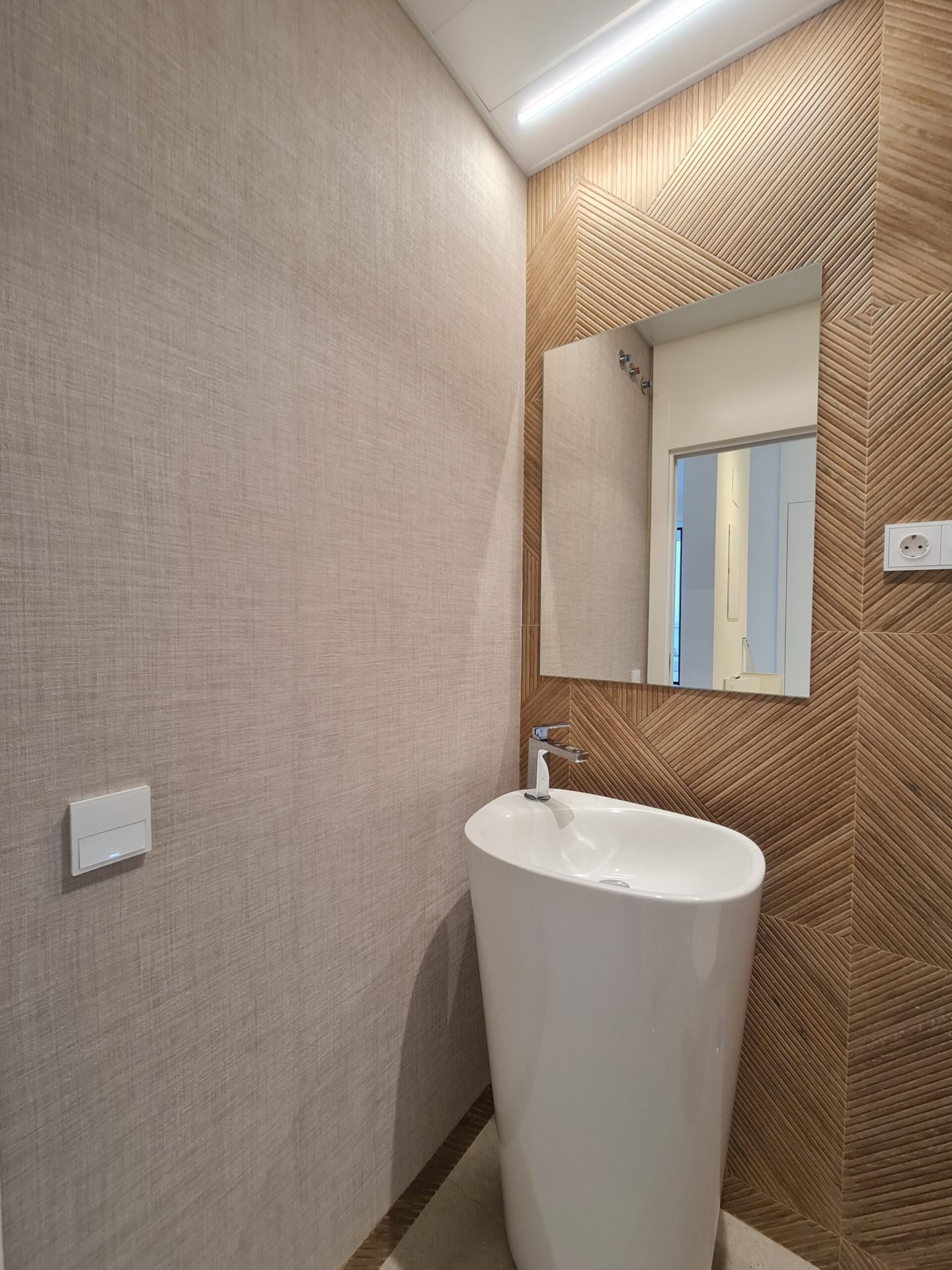 Penhouse Urb Las Nereidas – Torremolinos - interiorismo de Alfonso Castellón (8)