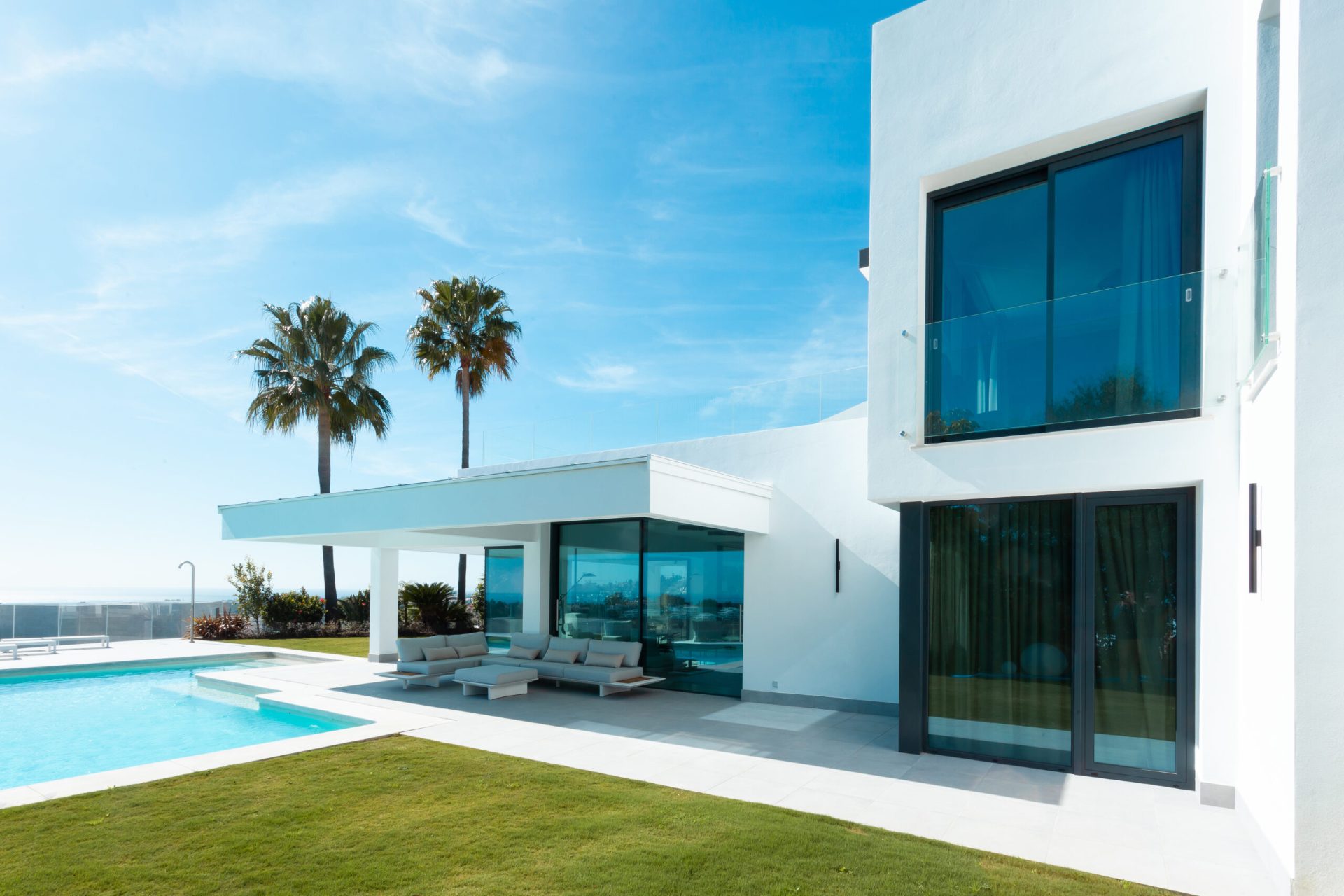 Villa Paraiso Alto – Benahavis - interiorismo de Alfonso Castellón (1)