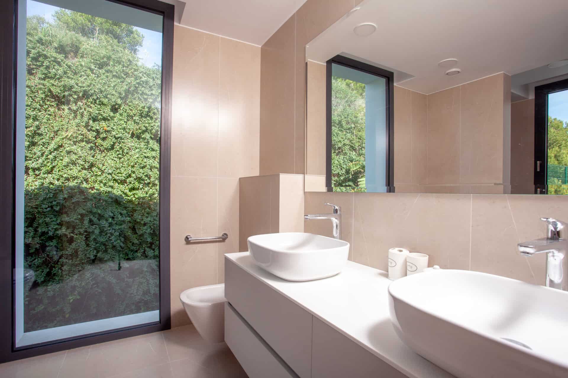 Villa Paraiso Alto – Benahavis - interiorismo de Alfonso Castellón (12)