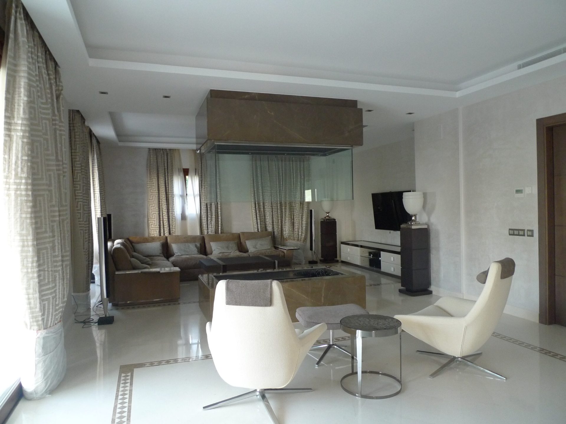 Villa Sierra Blanca – Calle Bach - interiorismo de Alfonso Castellón (7)